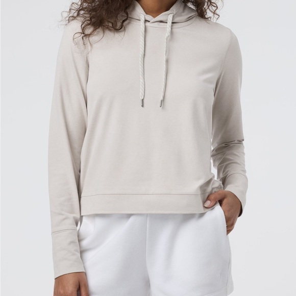 Vuori Tops - Vuori Women's Gray Halo Essential Hoodie Size M